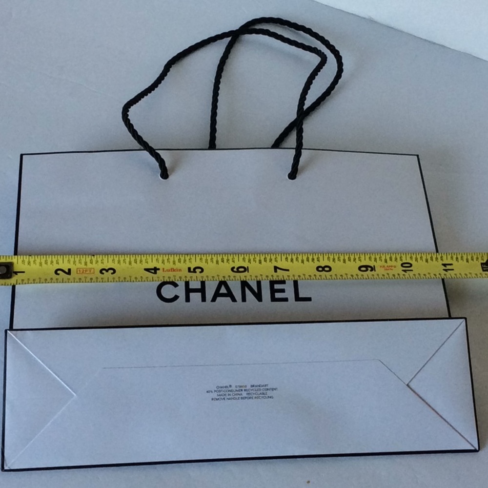 Chanel paper reusable bag new - Picture 4 of 6